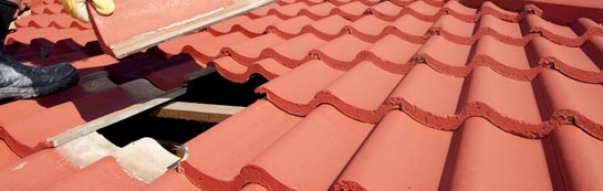 compare Llanfair Talhaiarn roof repair quotes
